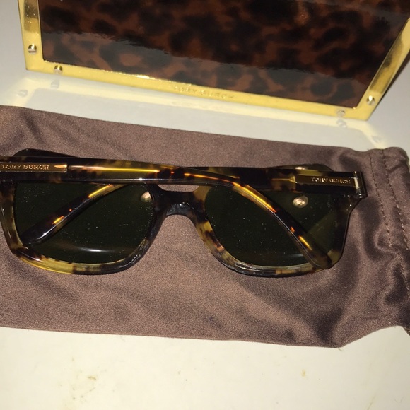 Tory Burch sunglasses - Picture 2 of 8